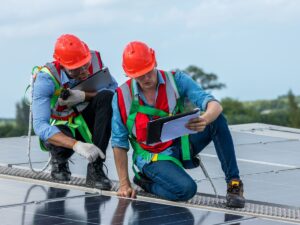 ویزای اسکیل ورکر کانادا چیست؟ 2 شرایط دریافت ویزای اسکیل ورکر و مهاجرت به کانادا از طریق تخصص شغلی